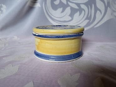 Satula nova diponto a mano italijanska rucni rad. 70te. Satula na lalafo.rs — 4 Satula nova diponto a mano italijanska rucni rad. 70te. Satula — 4