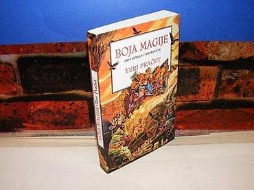 Boja magije teri pračet 1998 laguna 18 cm mek povez stanje odlicno na lalafo.rs Boja magije teri pračet 1998 laguna 18 cm mek povez stanje odlicno