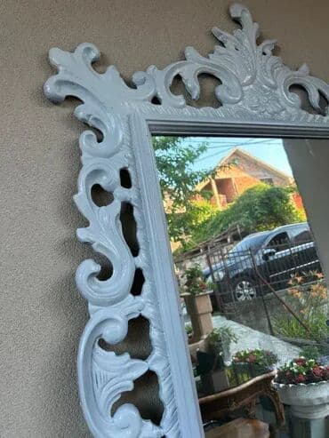 Stilske konzole: Stilska konzola i ogledalo u duborezu Stilska konzola i ogledalo na lalafo.rs — 15 Stilske konzole: Stilska konzola i ogledalo u duborezu Stilska konzola i ogledalo — 15