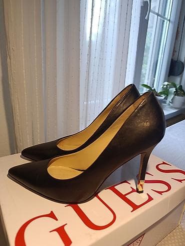 Guess 38 par puta obuvene. Kožne na lalafo.rs — 3 Guess 38 par puta obuvene. Kožne — 3