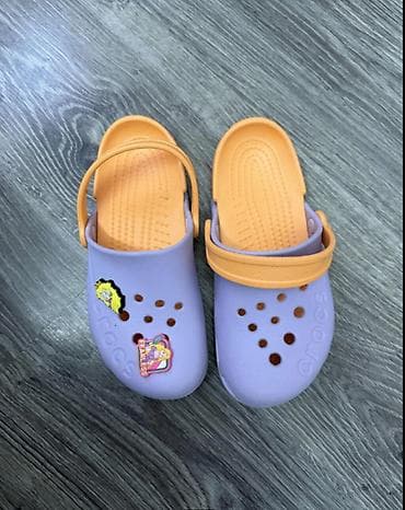 Ugg boots: Crocs dečije papučice/klompice, lepo očuvane. Naznačena veličina je J at lalafo.rs — 5 Ugg boots: Crocs dečije papučice/klompice, lepo očuvane. Naznačena veličina je J — 5