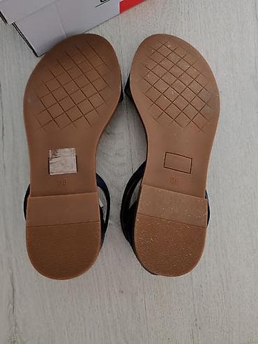 Prelepe, kvalitetne ravne sandale u teget boji NOVO Broj 38 Duzina na lalafo.rs — 4 Prelepe, kvalitetne ravne sandale u teget boji NOVO Broj 38 Duzina — 4