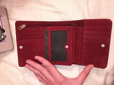 Manual crveni kožni ženski novčanik NOVO Novo, u kutiji, nekorišćeno na lalafo.rs — 4 Manual crveni kožni ženski novčanik NOVO Novo, u kutiji, nekorišćeno — 4