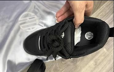 Trainers: CRTA nove muške patike, veličine 42. Dužina unutrašnjeg gazišta je at lalafo.rs — 4 Trainers: CRTA nove muške patike, veličine 42. Dužina unutrašnjeg gazišta je — 4