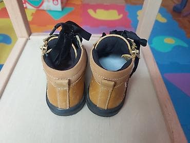 Dečije POLINO kožne patike/čizmice u boji meda sa crnim pertlama i na lalafo.rs — 2 Dečije POLINO kožne patike/čizmice u boji meda sa crnim pertlama i — 2