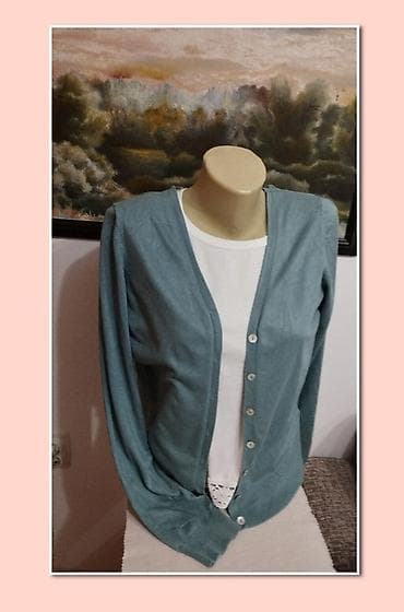Kardigan,lagan i prijatan za nošenje XL veličina Pogledajte i ostale na lalafo.rs — 1 Kardigan,lagan i prijatan za nošenje XL veličina Pogledajte i ostale — 1