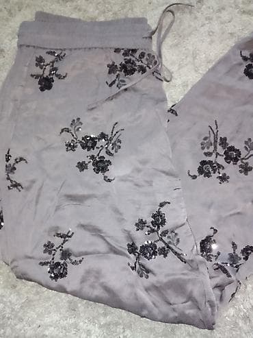 ZARA pantalone + Bershka kombinezon + kosulja - ZARA pantalone na lalafo.rs — 2 ZARA pantalone + Bershka kombinezon + kosulja - ZARA pantalone — 2