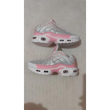 Nike Air Max Plus patike 38 NOVO Nove Nike patike, bele sa roze na lalafo.rs — 6 Nike Air Max Plus patike 38 NOVO Nove Nike patike, bele sa roze — 6