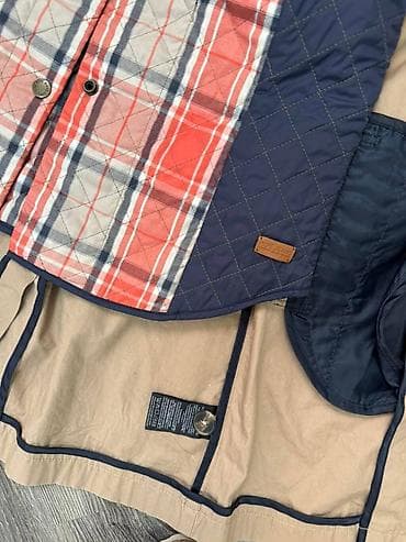 Pepe jeans mantil sa prslukom koji se skida, XS veličine. Ima par na lalafo.rs — 3 Pepe jeans mantil sa prslukom koji se skida, XS veličine. Ima par — 3