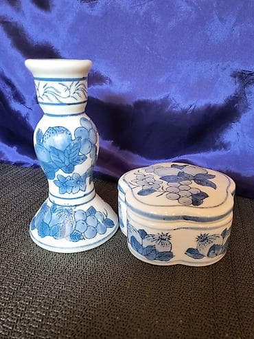 Satula i svecnjak novi,rucno oslikani pa glazirani iz 80ih. Dvodelni na lalafo.rs — 1 Satula i svecnjak novi,rucno oslikani pa glazirani iz 80ih. Dvodelni — 1