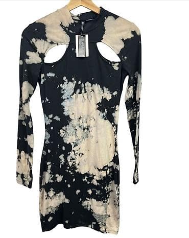 kozna jakna sa: Ženska haljina sa dugim rukavima i efektnim tie-dye printom u crno‑bež na lalafo.rs — 2 kozna jakna sa: Ženska haljina sa dugim rukavima i efektnim tie-dye printom u crno‑bež — 2