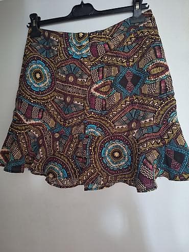 Stradivarius letnja suknja, M velicina, malo nosena na lalafo.rs — 3 Stradivarius letnja suknja, M velicina, malo nosena — 3