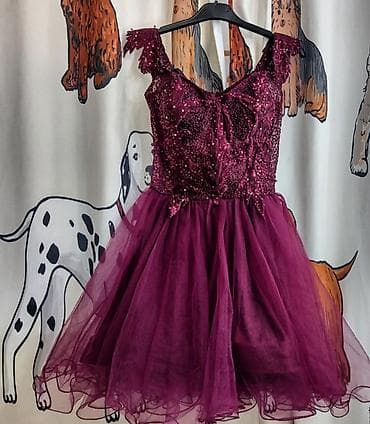 Koktel/večernja haljina u boji vina (bordo), kratka A-linija - Gornji na lalafo.rs — 1 Koktel/večernja haljina u boji vina (bordo), kratka A-linija - Gornji — 1