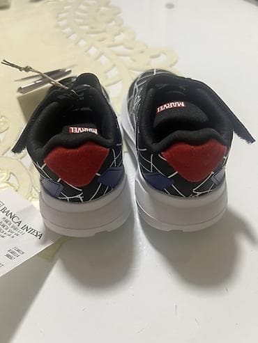 Dečje patike Marvel Spidey - Dizajn inspirisan Spider-Man svetom na lalafo.rs — 3 Dečje patike Marvel Spidey - Dizajn inspirisan Spider-Man svetom — 3