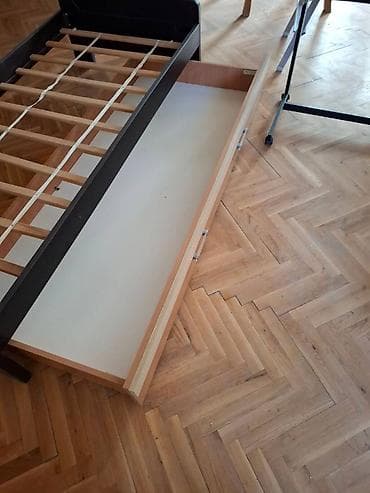 Fioka za spavanje ispod kreveta Fioka za spavanje ispod kreveta na lalafo.rs — 1 Fioka za spavanje ispod kreveta Fioka za spavanje ispod kreveta — 1
