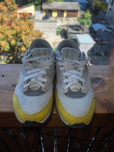 NIKE Air Max MOTIF patike br.37,5 cm 23,5 nošene par puta brzo su sinu na lalafo.rs — 3 NIKE Air Max MOTIF patike br.37,5 cm 23,5 nošene par puta brzo su sinu — 3