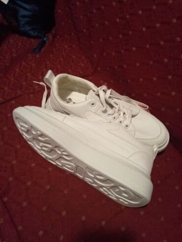 Diesel, 41, bоја - Bela na lalafo.rs Diesel, 41, bоја - Bela