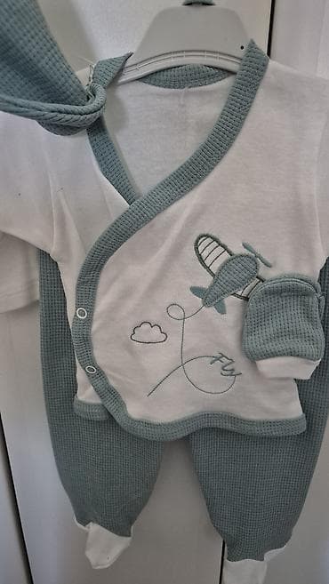 Bebi komplet 5 delova – mint/bele boje - Sastav: pamučni rebrasti na lalafo.rs — 4 Bebi komplet 5 delova – mint/bele boje - Sastav: pamučni rebrasti — 4