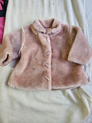 Komplet za decu – zimski kaputić + kapa, i prolećna jakna kaput 1000 na lalafo.rs Komplet za decu – zimski kaputić + kapa, i prolećna jakna kaput 1000