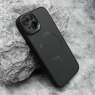 Futrola CARBON MagSafe za iPhone 13 (6.1) crna (small camera) na lalafo.rs — 1 Futrola CARBON MagSafe za iPhone 13 (6.1) crna (small camera) — 1