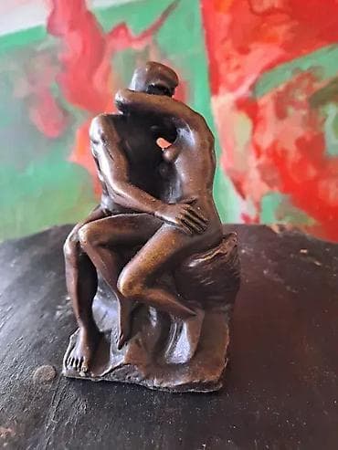 Rodenova bronzana reprodukcija. Visina 11cm na lalafo.rs — 1 Rodenova bronzana reprodukcija. Visina 11cm — 1