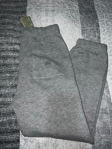 BENETTON dečija trenerka vel.2XL ili 160cm NOVO na lalafo.rs — 3 BENETTON dečija trenerka vel.2XL ili 160cm NOVO — 3
