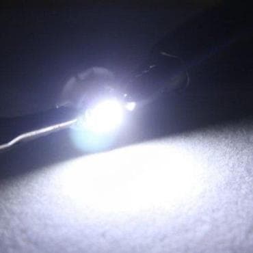 kom sa etiketom: T3 SMD LED sijalica za instrument tablu - Tip: T3 SMD LED (jedan čip) at lalafo.rs — 5 kom sa etiketom: T3 SMD LED sijalica za instrument tablu - Tip: T3 SMD LED (jedan čip) — 5