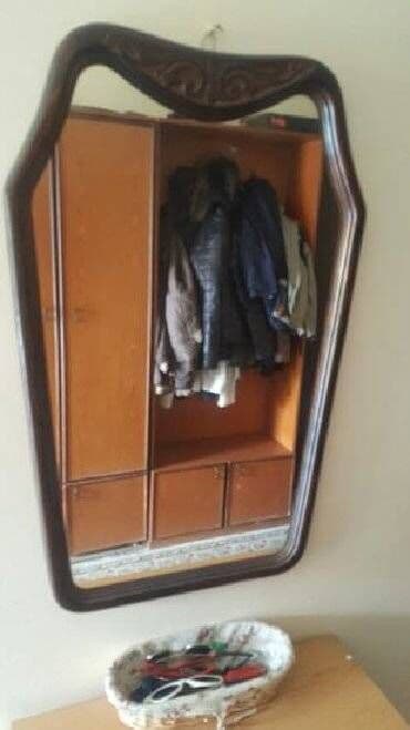 Ogledalo za zid, shape - Nepravilni, 160 x 96 cm, Sa ramom, Upotrebljenо na lalafo.rs Ogledalo za zid, shape - Nepravilni, 160 x 96 cm, Sa ramom, Upotrebljenо