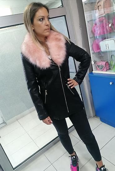 Savršena jakna BUKVALNO nova Par puta nošena UVOZ Francuska Iznutra na lalafo.rs — 1 Savršena jakna BUKVALNO nova Par puta nošena UVOZ Francuska Iznutra — 1