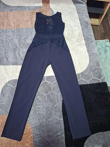 Elegantni ženski kombinezon – tamnoplave boje - Gornji deo: čipkani na lalafo.rs Elegantni ženski kombinezon – tamnoplave boje - Gornji deo: čipkani