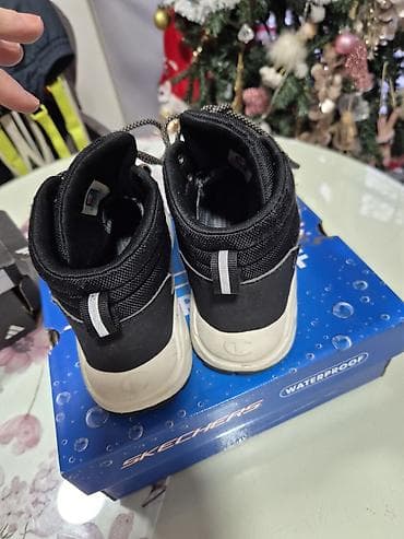 Dva para obuće – detaljan opis: 1) Planinarske/treking patike na lalafo.rs — 6 Dva para obuće – detaljan opis: 1) Planinarske/treking patike — 6