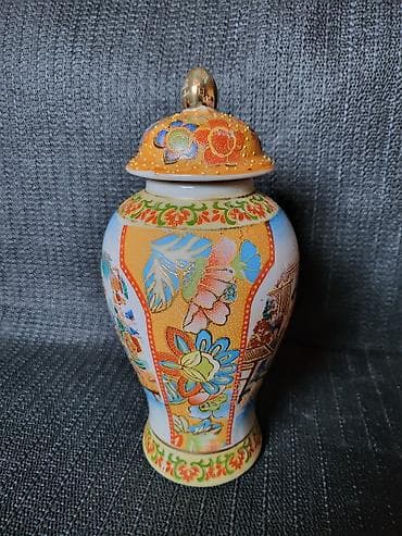 Antique Decor: Kineska vaza,cup, rucno reljefno oslikana iz 70-ih. Visina sa at lalafo.rs — 7 Antique Decor: Kineska vaza,cup, rucno reljefno oslikana iz 70-ih. Visina sa — 7