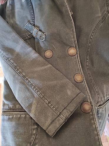 kozna jakna sa: Capsize jakna velicina M. Bez oštećenja. Iz uvoza na lalafo.rs — 8 kozna jakna sa: Capsize jakna velicina M. Bez oštećenja. Iz uvoza — 8