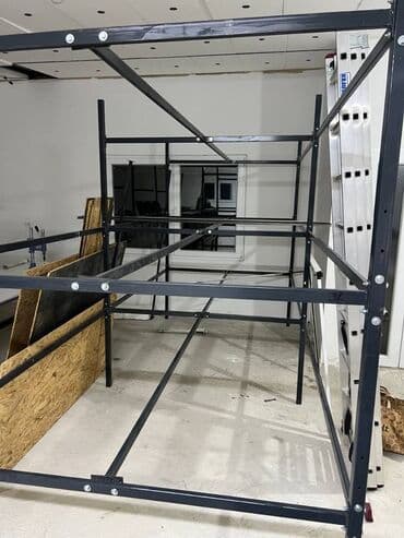 Velike metalne police industrijske rasklopive, lako se sastavljaju i na lalafo.rs Velike metalne police industrijske rasklopive, lako se sastavljaju i