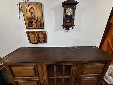 Antique Club Tables: Stilska Komoda Vitrina Biblioteka EX YU Izuzetno kvalitetan komad at lalafo.rs — 3 Antique Club Tables: Stilska Komoda Vitrina Biblioteka EX YU Izuzetno kvalitetan komad — 3