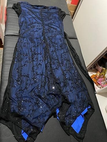 Haljina “Studio 1940” – elegantna, tamnoplava/safirno plava podstava at lalafo.rs — 1 Haljina “Studio 1940” – elegantna, tamnoplava/safirno plava podstava — 1