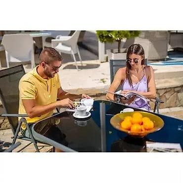 Green bay Baštenska stolica – crna Como Metalne stolice Šifra artikla na lalafo.rs — 5 Green bay Baštenska stolica – crna Como Metalne stolice Šifra artikla — 5