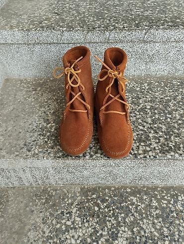 Minnetonka original kozne cipele br.37.Super ocuvane bez tragova na lalafo.rs — 2 Minnetonka original kozne cipele br.37.Super ocuvane bez tragova — 2