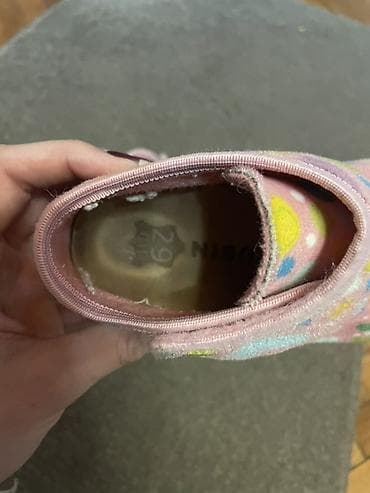 Dečije kućne papuče/cipele Gribin, broj 29. - Boja: roze sa šarenim na lalafo.rs — 1 Dečije kućne papuče/cipele Gribin, broj 29. - Boja: roze sa šarenim — 1