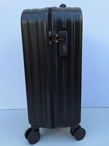 Travel suitcases and bags: Crni kabinski kofer sa Kuromi dizajnom, idealan za putovanja. Izrađen at lalafo.rs — 9 Travel suitcases and bags: Crni kabinski kofer sa Kuromi dizajnom, idealan za putovanja. Izrađen — 9