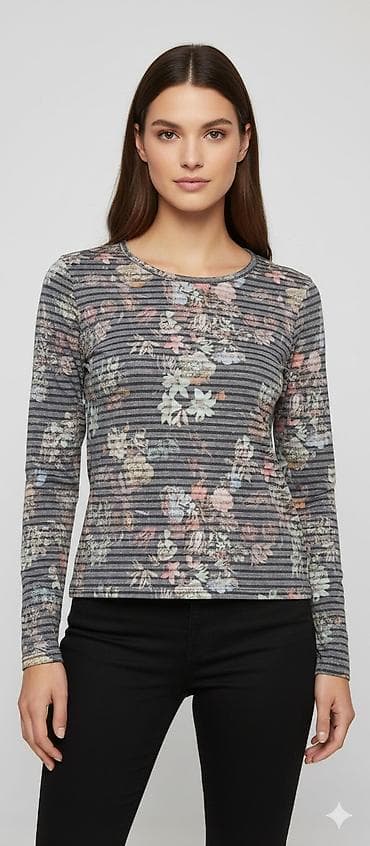 Ženska majica dugih rukava – prugasto-cvetni dezen - Model: majica sa na lalafo.rs Ženska majica dugih rukava – prugasto-cvetni dezen - Model: majica sa