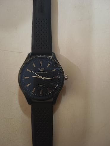 Muški kvarcni ručni sat, crni - Brend/oznaka na ciferu i poklopcu na lalafo.rs — 1 Muški kvarcni ručni sat, crni - Brend/oznaka na ciferu i poklopcu — 1