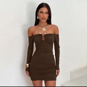 💫Ženska mini haljina sa spuštenim ramenima i dugim rukavima
2600 din na lalafo.rs 💫Ženska mini haljina sa spuštenim ramenima i dugim rukavima
2600 din