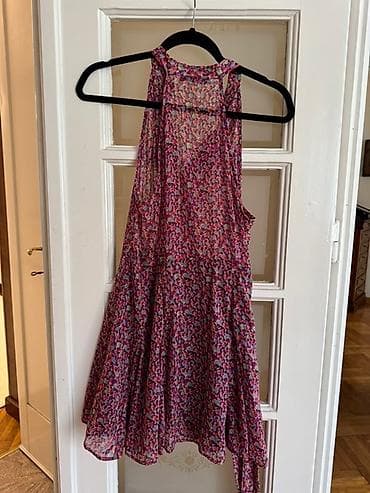 ZARA ženska haljina na bretele sa halter izrezom i strukiranim pojasom na lalafo.rs — 4 ZARA ženska haljina na bretele sa halter izrezom i strukiranim pojasom — 4