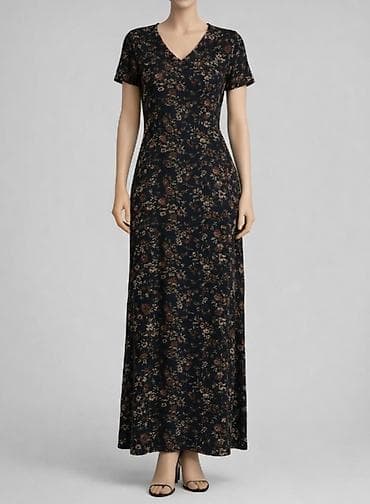 Dugačka ženska haljina s cvetnim dezenom - Kroj: dugi A-kroj koji se na lalafo.rs Dugačka ženska haljina s cvetnim dezenom - Kroj: dugi A-kroj koji se