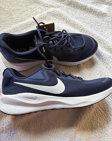 Trainers: Nike Revolution 7 – veličina 46 – nove Cena: 59e Teget, lagane i at lalafo.rs — 6 Trainers: Nike Revolution 7 – veličina 46 – nove Cena: 59e Teget, lagane i — 6