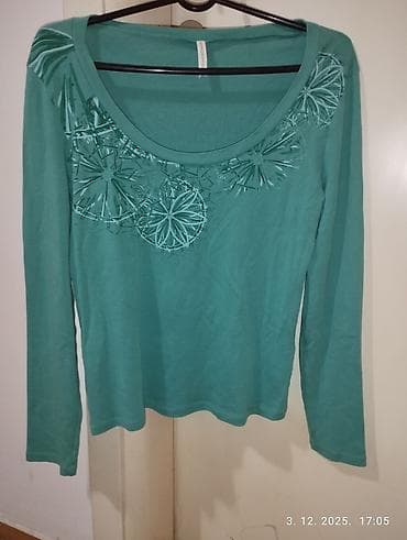 Ženska majica Marks & Spencer XL - Model: dug rukav - Boja na lalafo.rs — 1 Ženska majica Marks & Spencer XL - Model: dug rukav - Boja — 1