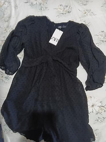 ZARA crni kombinezon kao haljina m - Materijal: lagana, poluprozirna na lalafo.rs ZARA crni kombinezon kao haljina m - Materijal: lagana, poluprozirna