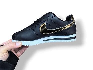 Nike Cortez 🎀
(36-41)
Cena: 3800 din🤍🤍 na lalafo.rs — 3 Nike Cortez 🎀
(36-41)
Cena: 3800 din🤍🤍 — 3