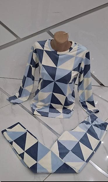 Plišane Ženske Pidžame – komple majica dugih rukava i donji deo.💫💫💫 L na lalafo.rs Plišane Ženske Pidžame – komple majica dugih rukava i donji deo.💫💫💫 L